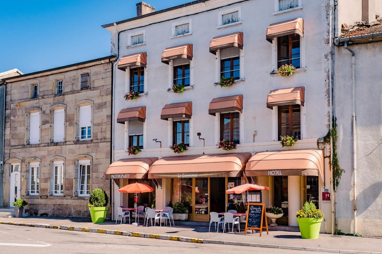Le Commerce Dompaire Kültér fotó